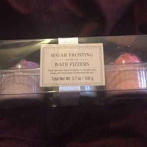Sugar frosting scented bath fizzers